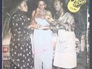 ESBEE FAMILY - CHICS & CHICKEN / KILLER NIGERIA AFRO FUNK LP - 1980