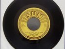 JOHNNY CASH,THE WAYS OF A WOMAN IN LOVE,SUN 302,YOU'RE THE NEAREST THING,1958,