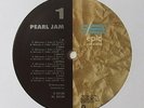 Pearl Jam / Vs. / 1993 US 1st Press LP / UNPLAYED / See Hi-Rez Photos