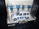 THE BEATLES ORIGINAL DIE CAST MODEL HELP   ALBUM COVER  TAXI - CAB BOXED NEW FAB