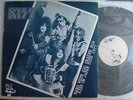 KISS MAMA WEER ALL CRAZEE NOW KISS ON JAPAN TOUR 1977