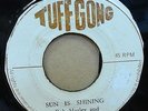 BOB MARLEY AND THE WAILERS SUN IS SHINING / RUN FOR COVER JA TUFFGONG 7
