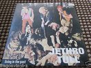 JETHRO TULL - LIVING IN THE PAST 7