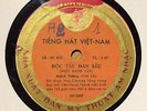 World vietnam indochine 78 CCCR tieng hat viet-nam , dan bau mono string TOPS