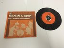The Marmalade ?– Man In A Shop : CBS ?– 3088 Format: Vinyl, 7