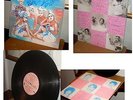 GO GO'S BEAUTY AND THE BEAT LP -SIGNED BY ALL 5 MEMBERS-BELINDA CARLISLE