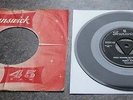 TERRIFIC BUDDY HOLLY 7” SINGLE – ROCK AROUND WITH OLLIE VEE / MIDNIGHT SHIFT