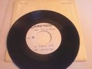 The Purple Helmets ?–  RARE FRENCH TEST PRESSING 7