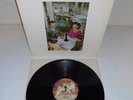 LED ZEPPELIN-PRESENCE..SUPERB VERY EARLY UK ISSUE NEAR MINT VINYL LP RECORD 1976