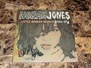 Norah Jones Rare Signed 10