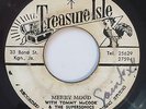 TOMMY MCCOOK - MERRY MOOD /KEN PARKER - TRUE TRUE - TREASURE ISLE (ROCKSTEADY 7)