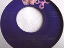 THE TOYS   WHAT'S WRONG WITH ME BABY ** Re-issue VIRGO 45