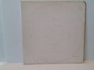 THE BEATLES WHITE ALBUM EX VINYL 1ST US CAPITOL PRESSING  #0609551 – SWBO 101