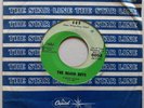 THE BEACH BOYS, SURFIN' SAFARI / 409, GREEN STARLINE +blue sleeve, VG+ condition