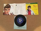 Rare Johnny Halliday japan 7 inch Pour moi la vie va commencer