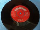 THE BEATLES   LOVE ME DO   RED LABEL UK 7