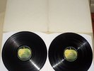 LP - Beatles - White Album - DE EMI 1C 192-04 173/74 (with black ring)