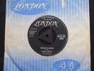 CHUCK BERRY Johnny B. Goode / Around & Around LONDON UK Press TRI-CENTRE 7” 45