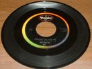 45 rpm RECORD THE BEATLES PLEASE PLEASE ME / FROM ME TO YOU VEE JAY 581