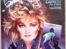 BONNIE TYLER - HOLDING OUT FOR A HERO  (SIGNED UK 7