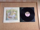 GENESIS SELLING ENGLAND BY THE POUND 1ST PRESSING VINYL LP RECORD W LYRIC INSERT