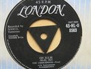 THE CRESCENDOS Oh Julie / My Little Girl UK 7