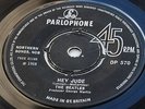 BEATLES 1968 UK Parlophone Export 45 - Hey Jude / Revolution DP 570