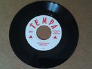 PETER TOSH - STEPPING RAZOR / VAMPIRE (JAPAN RE 7