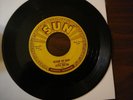 Blues 45 RPM Little MIlton Sun 194  Beggin' My Baby, Somebody Told Me   E
