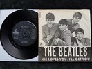 THE BEATLES She Loves You 45/PS Danish Only Rare 1963 Parlophone R 5055 EX