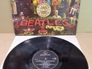 THE BEATLES / SGT PEPPERS original 1967 vinyl LP on parlophone with insert VG+