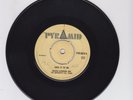 SOCK IT TO ME  -  ROLAND ALPHONSO  -  RUDIE GETS PLENTY  (67 ROCKSTEADY 7