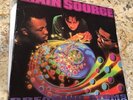 Main Source - Breaking Atoms, wpl-2004, lp vinyl record