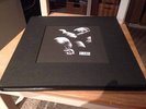 EA80 ?– III - 3 LP & Single Vinyl Box  //  43/100 farbiges Vinyl  & Button / NEU