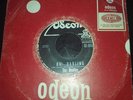 THE BEATLES Oh Darling / Maxwell's Silver Hammer RARE Vinyl 45 Nicaragua Sleeve