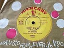 THE CORSAIRS - - IT WON'T BE A SIN - - Rare 1961 Australian MERCURY 7