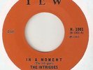 THE INTRIGUES In A Moment YEW PHILLY  NORTHERN SOUL 45