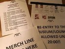 PACKAGE METALLICA 8&10 SEPTEMBER PARIS : 2 PICKS + RUNNING ORDER + MERCH PAPER..