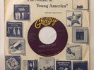 45 MARTHA & VANDELLAS: Dancing In The Street / There He Is GORDY 7033 VG++ 001