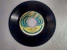 GREGORY ISAACS - THIEF A MAN/ VERSION/ ORIG. ADVANCE ROOTS 45 KILLER