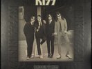KISS 