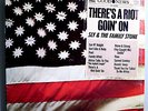SLY & FAMILY STONE RIOT GOING ON RARE ORIG '72 EPIC LP w/INSERT,SHRINK+STICKER