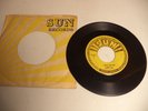 JOHNNY CASH I Walk The Line - Get Rhythm 45rpm Sun 241 VG+ Rare Not Centered