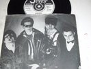 THE DAMNED NEW ROSE PUSH OUT CENTER AND DELGA ON THE SLEEVE FIRST PRESSING