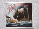 JEFF WAYNES THE WAR OF THE WORLDS - CBS 96000 - (COVER N/M DISCS & BOOKLET MINT)