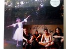 WOLF ALICE – VISIONS OF A LIFE WHITE VINYL – WITH SIGNED CARD