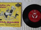 BILL HALEY AND HIS COMETS - ROCKIN' THE OLDIES EP PART 3 - BRUNSWICK OE9351