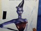 Grace Jones, Love is the Drug, living my Life, Autogramm, UK Press, near mint