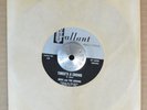 SWEET SOUL 45 - MIKIE and THE ARDONS - THREE'S A CROWD /MAN Gallant VG++ Hear