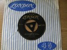 FOUR TUNES - I SOLD MY HEART TO A JUNKMAN - (RARE GOLD LONDON) - NL 8151..